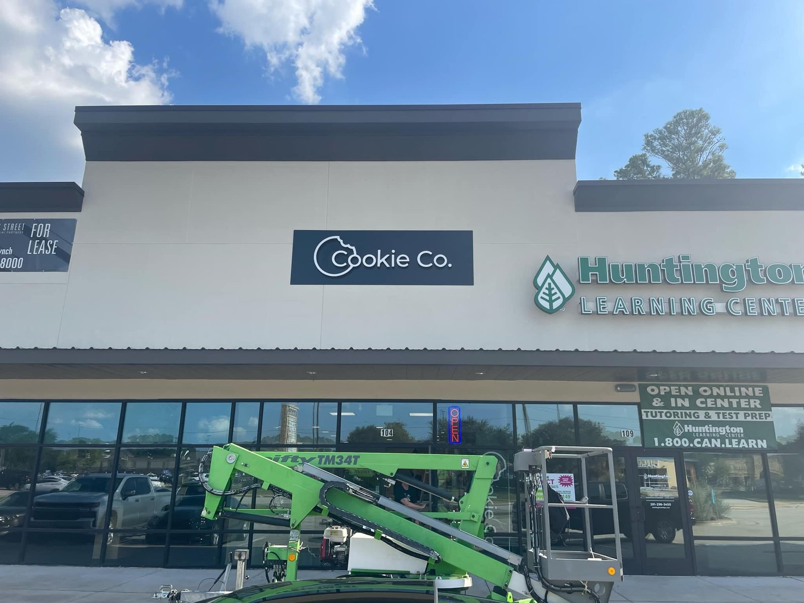 Conroe Business Signs Install